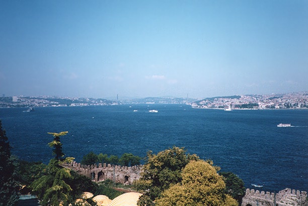 Topkap Saray'ndan Boaz Manzaras 612x410 61.3 Kb